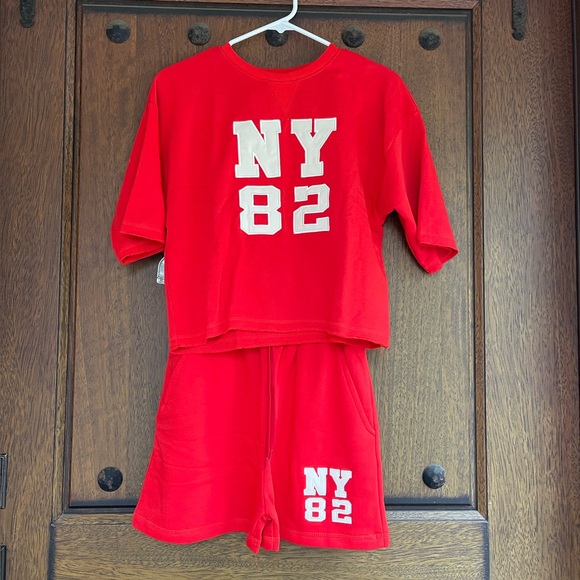 Zara sportswear short pants size S, L